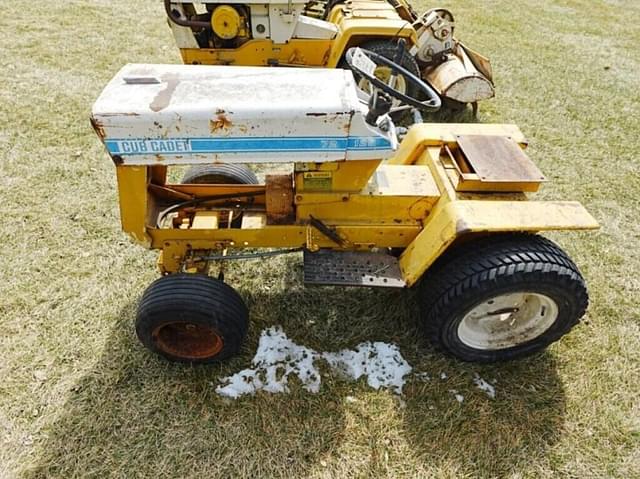 Image of Cub Cadet 125 equipment image 1