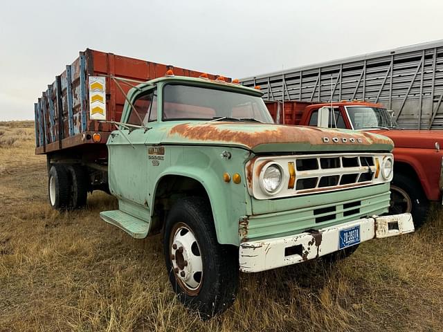 Image of Dodge 500 equipment image 2