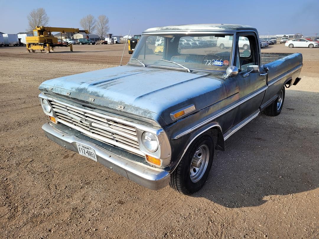 Image of Ford F-100 Primary image