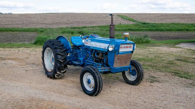 Image of Ford 3000 equipment image 3