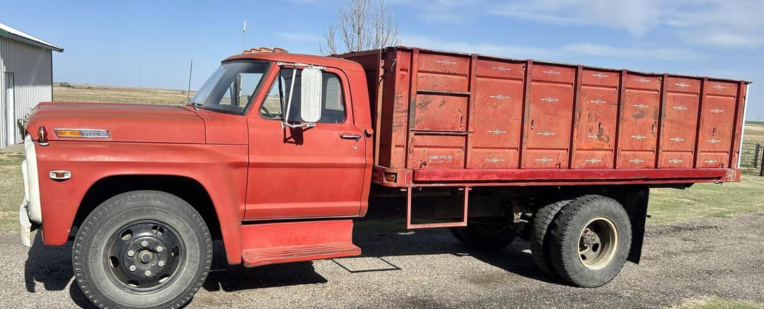 Image of Ford 600 Primary image