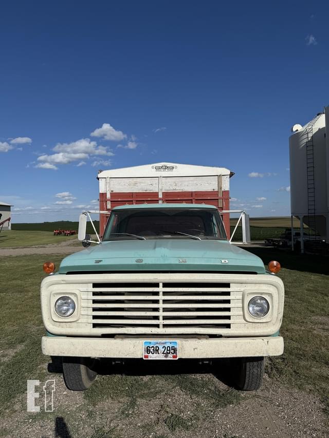 Image of Ford F600 equipment image 1