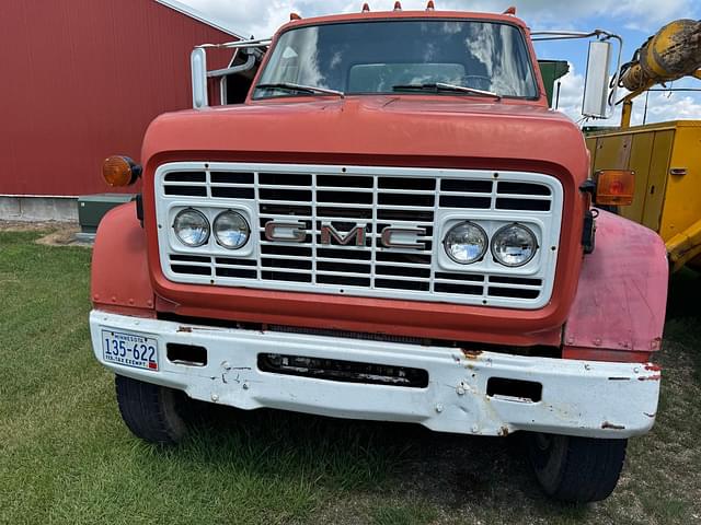 Image of GMC 7500 equipment image 1