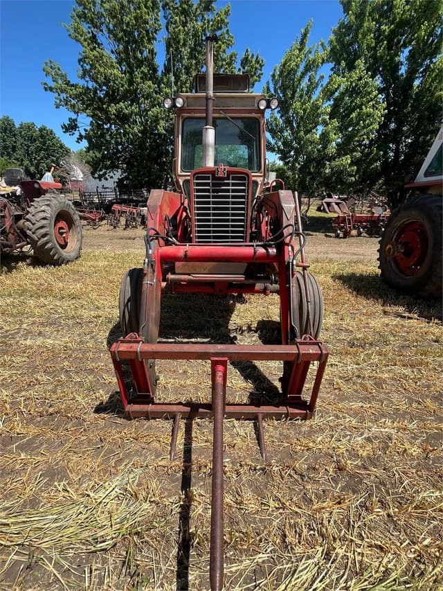 Image of International Harvester 856 equipment image 1