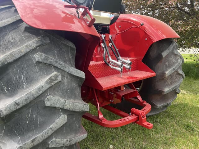 Image of International Harvester 1256 equipment image 3