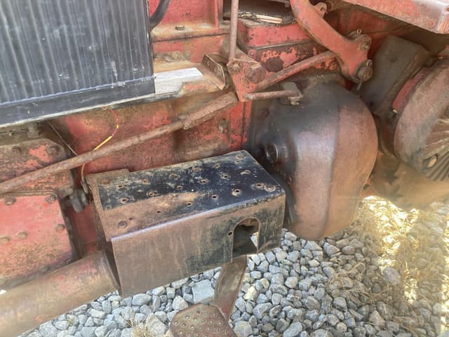 Image of International Harvester 1256 equipment image 2