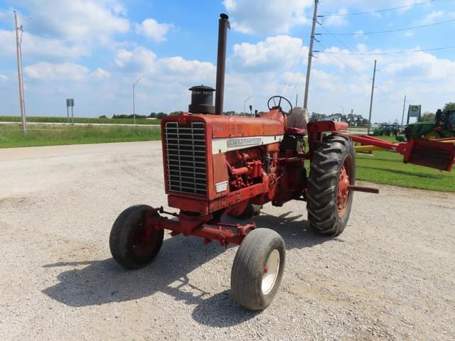 Image of International Harvester 1256 equipment image 1