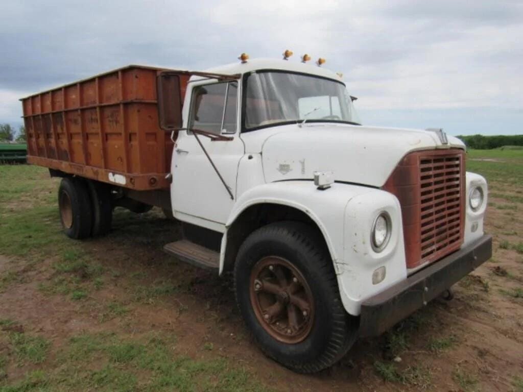 Main image International Loadstar 1600