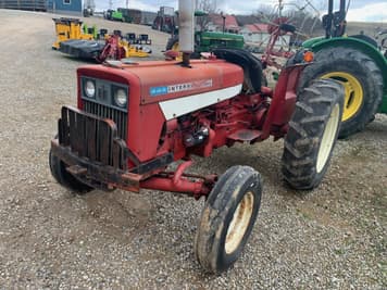 Main image International Harvester 444