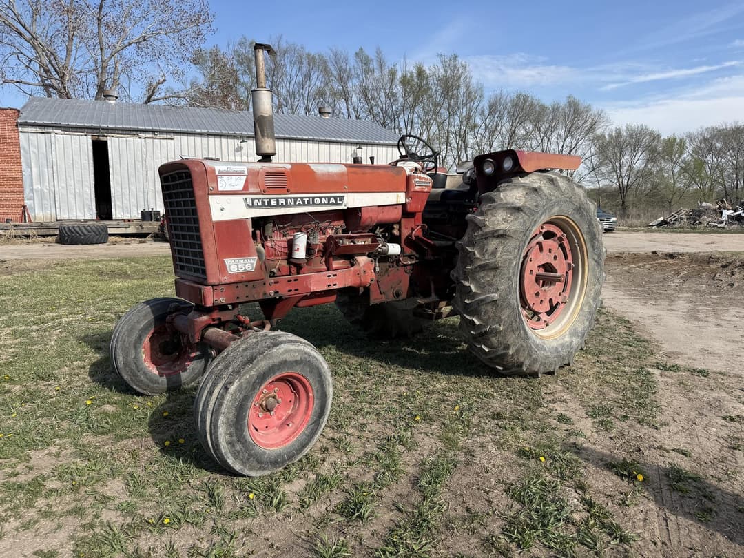 Image of International Harvester 656 Primary image