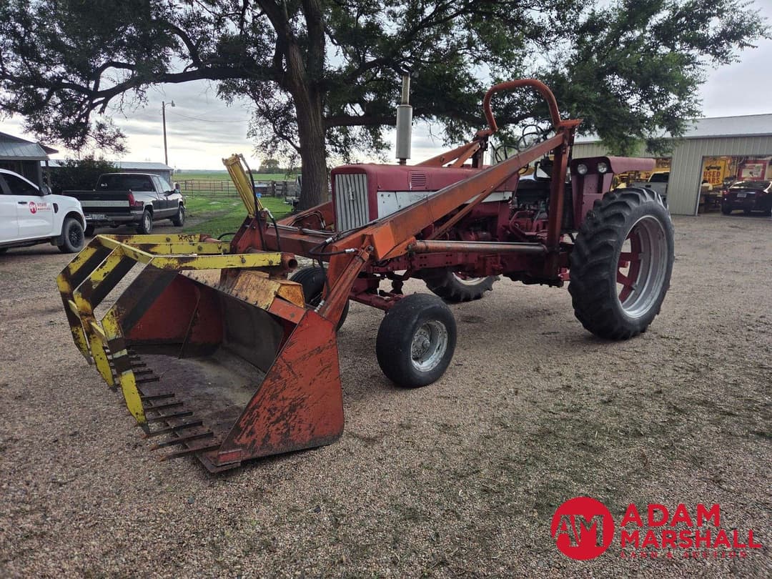 Image of International Harvester 656 Primary image