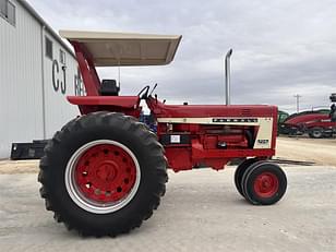 Main image International Harvester 706 9