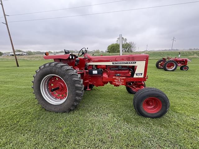 Image of International Harvester 756 equipment image 3