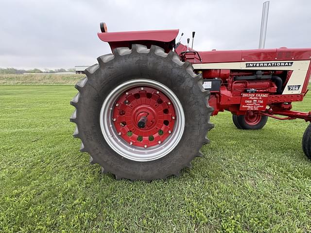 Image of International Harvester 756 equipment image 4