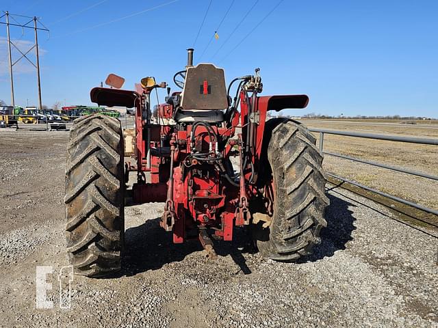 Image of International Harvester 756 equipment image 4