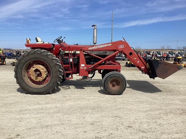 Image of International Harvester 756 equipment image 1