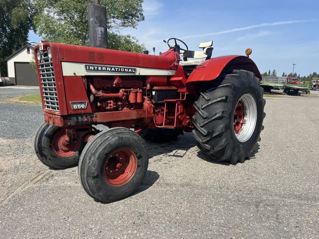 Image of International Harvester 856 equipment image 3
