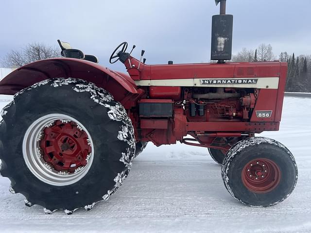 Image of International Harvester 856 equipment image 3