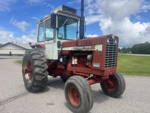 1968 International Harvester 856 Image