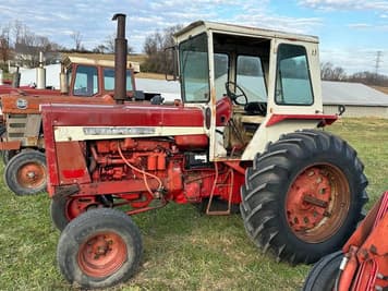 Main image International Harvester 856