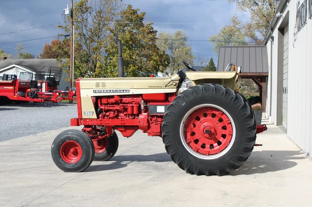 Image of International Harvester 856 equipment image 3