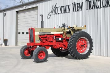 Main image International Harvester 856