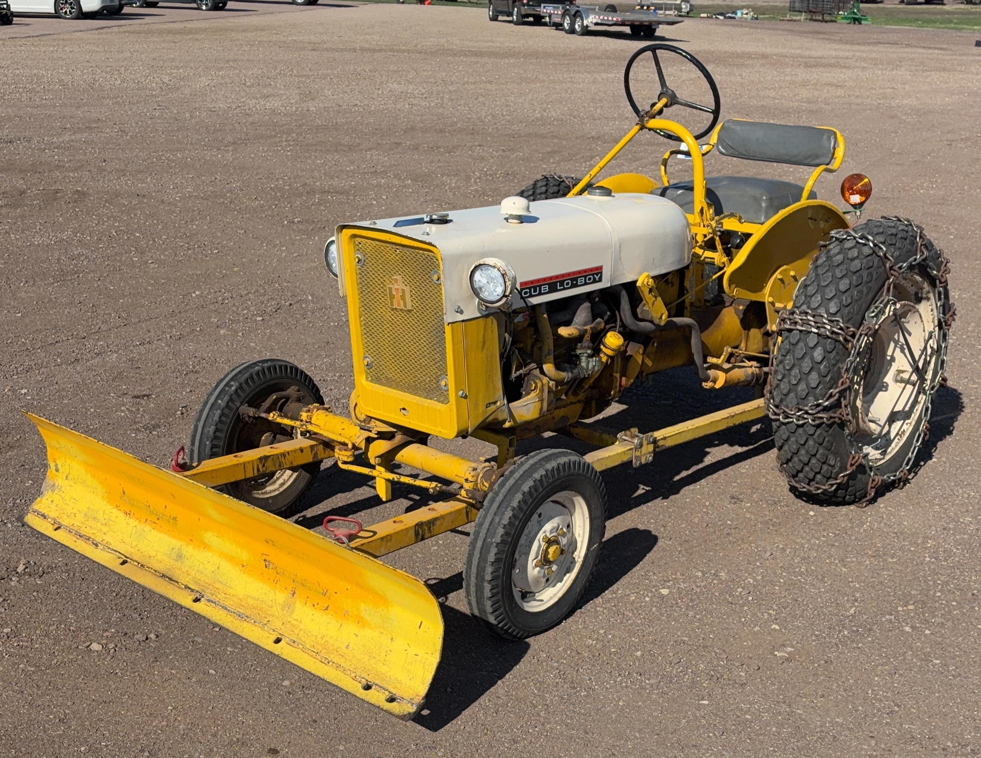 1968 International Harvester Cub Lo-Boy Equipment Image0