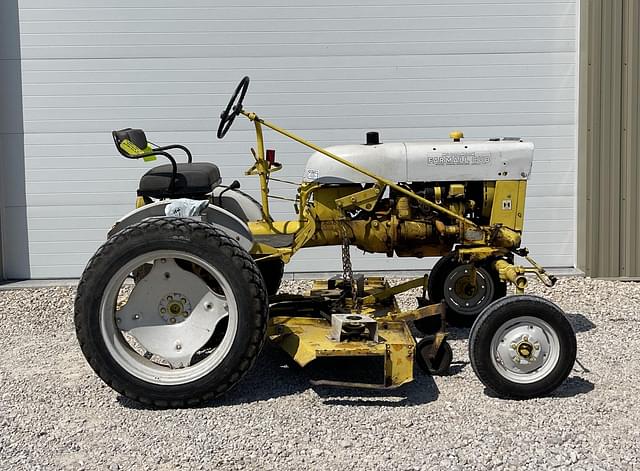 Image of International Harvester Cub equipment image 2