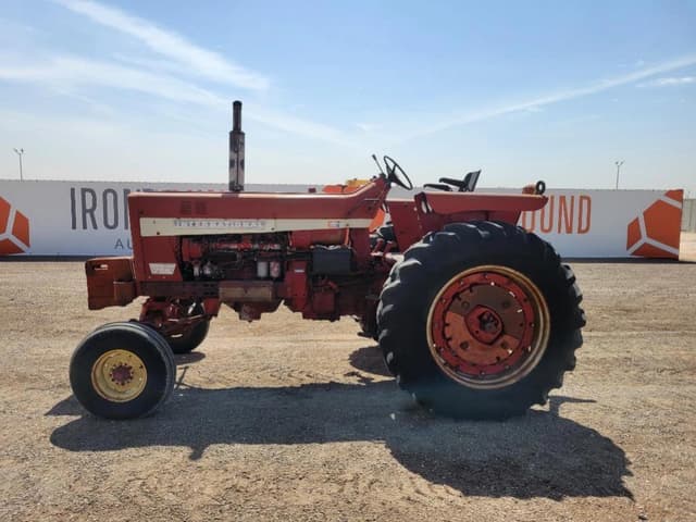 Image of International Harvester 756 equipment image 1