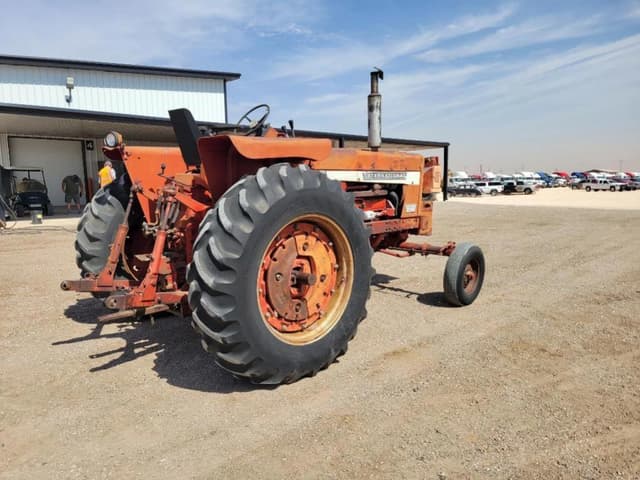 Image of International Harvester 756 equipment image 4
