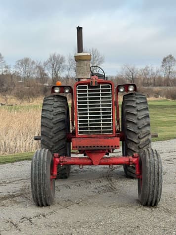 Main image International Harvester 1256