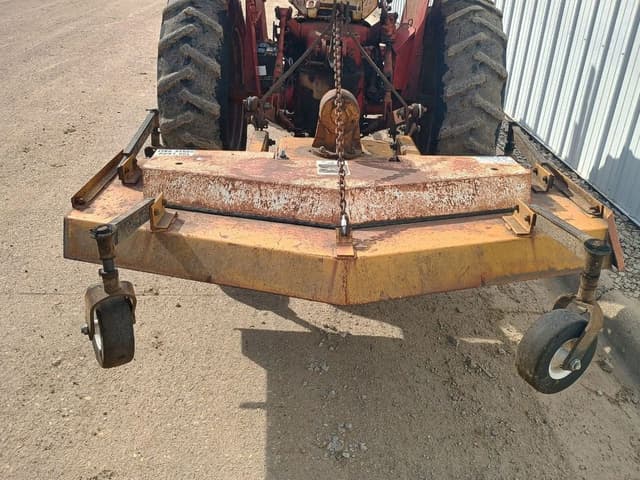 Image of International Harvester 444 equipment image 2