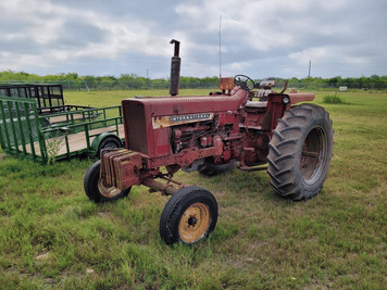 Main image International Harvester 756