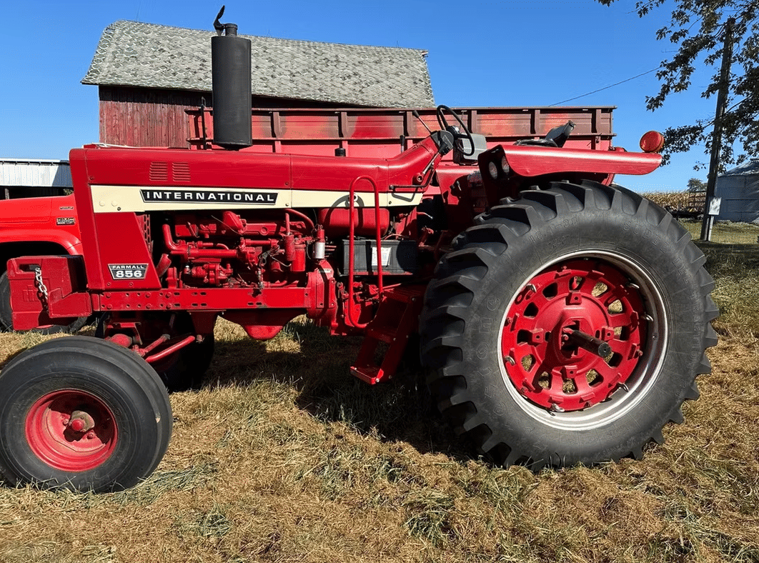 Image of International Harvester 856 Primary image