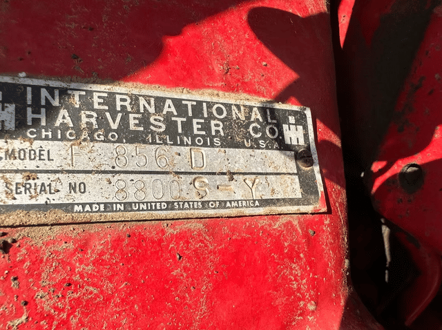 Image of International Harvester 856 equipment image 4