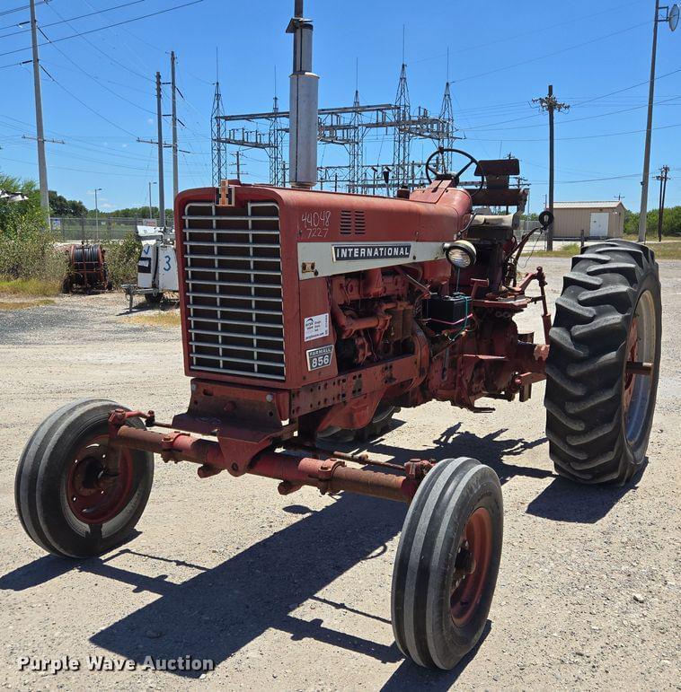 Image of International Harvester 856 Primary image