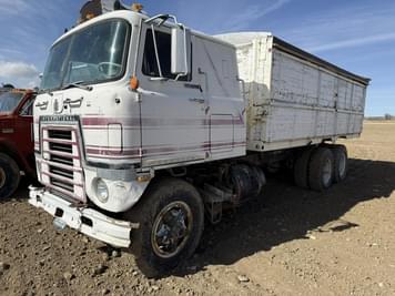 Main image International 4070