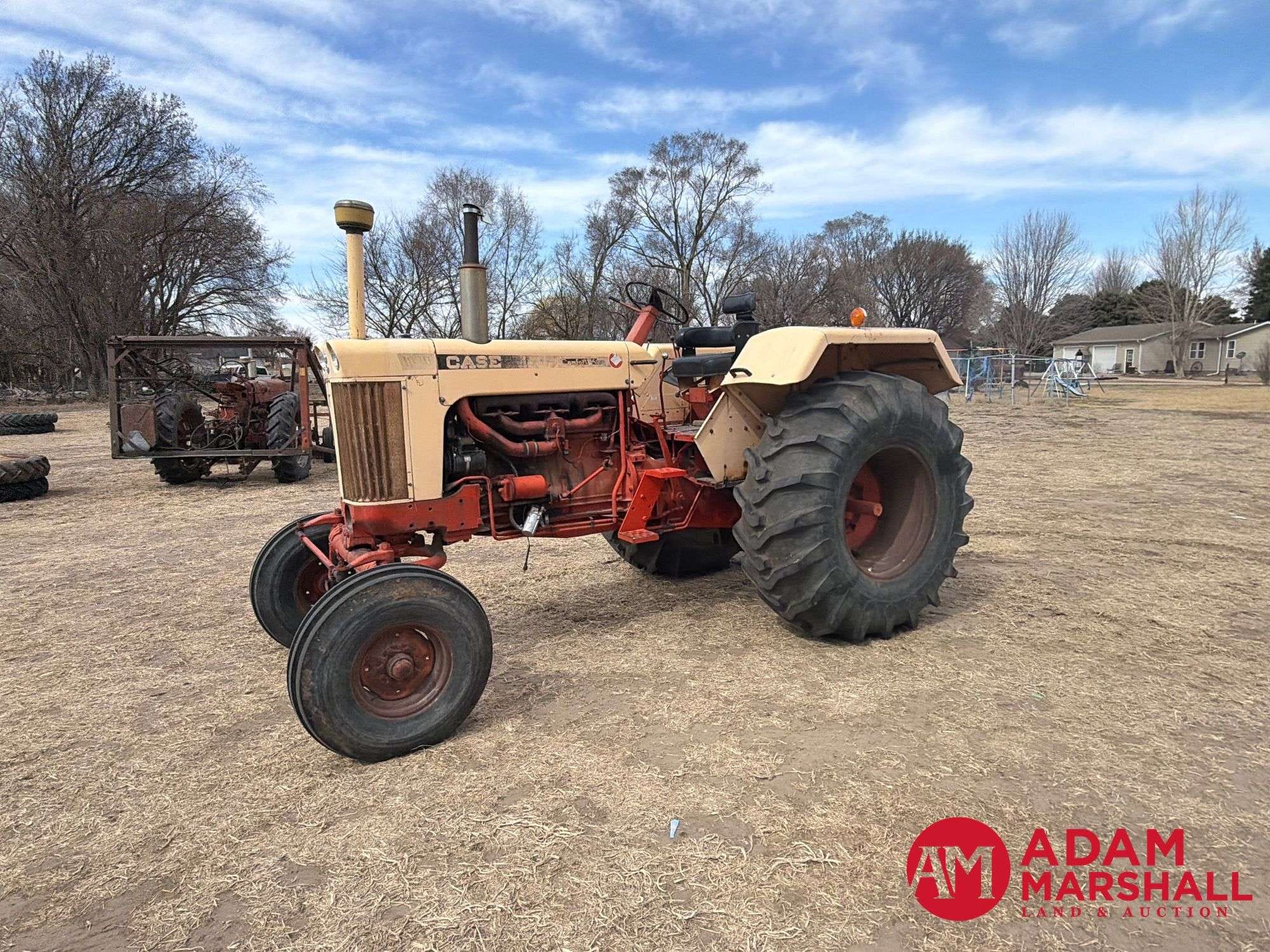 1968 J.I. Case 1031 Equipment Image0