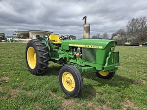 1968 John Deere 1020 Image