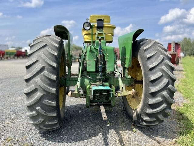 Image of John Deere 2510 equipment image 4