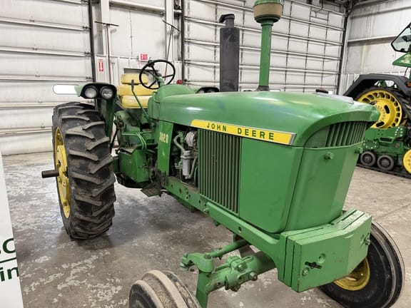 1968 John Deere 3020 Equipment Image0