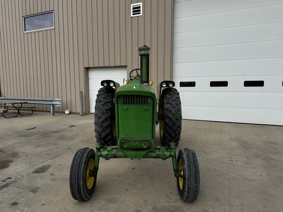 Image of John Deere 3020 equipment image 2