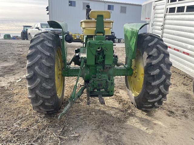 Image of John Deere 3020 equipment image 1