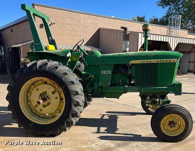 Image of John Deere 3020 equipment image 3