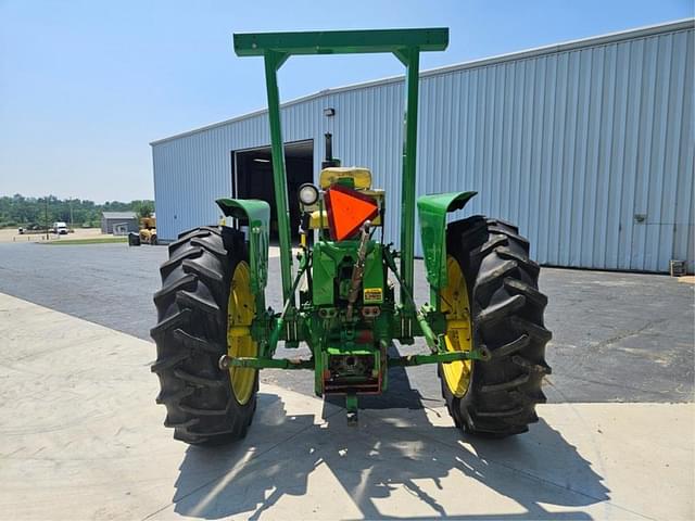 Image of John Deere 3020 equipment image 3