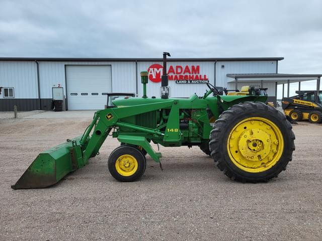 Image of John Deere 3020 equipment image 4