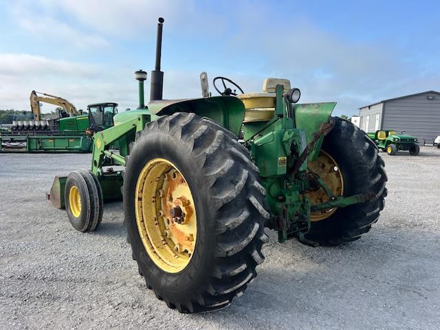 Image of John Deere 4020 equipment image 3