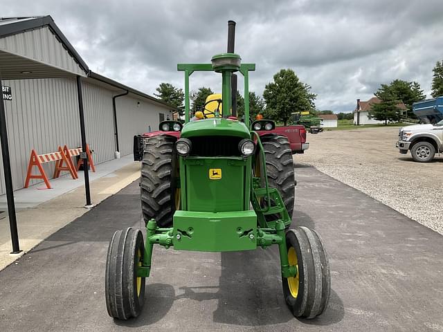 Image of John Deere 4020 equipment image 1