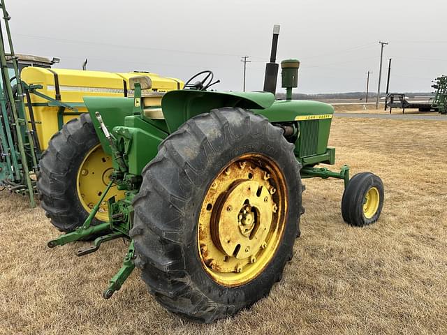 Image of John Deere 4020 equipment image 3