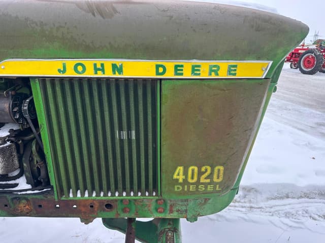Image of John Deere 4020 equipment image 3
